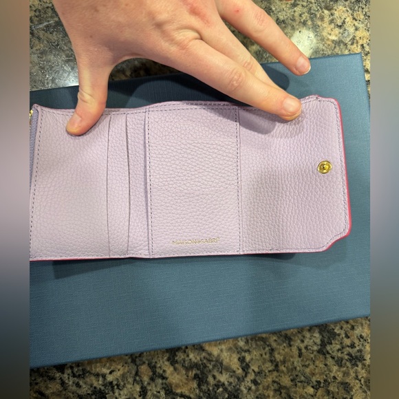 Mason de Sabre Accessories - Picture 3 of 7